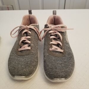 Skechers Grey / Pink Sneakers Size 7 SN13067 Flaw See Photos